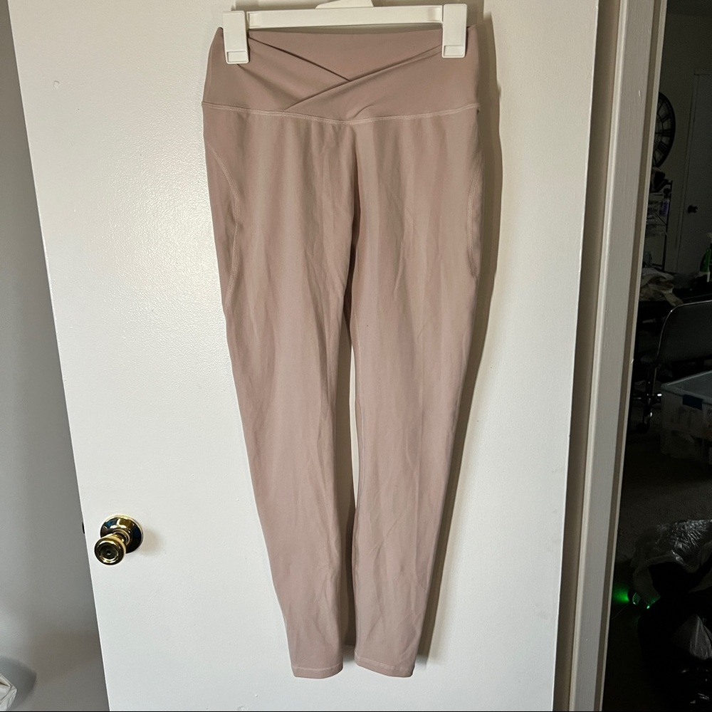 Alphalete Crossover Leggings